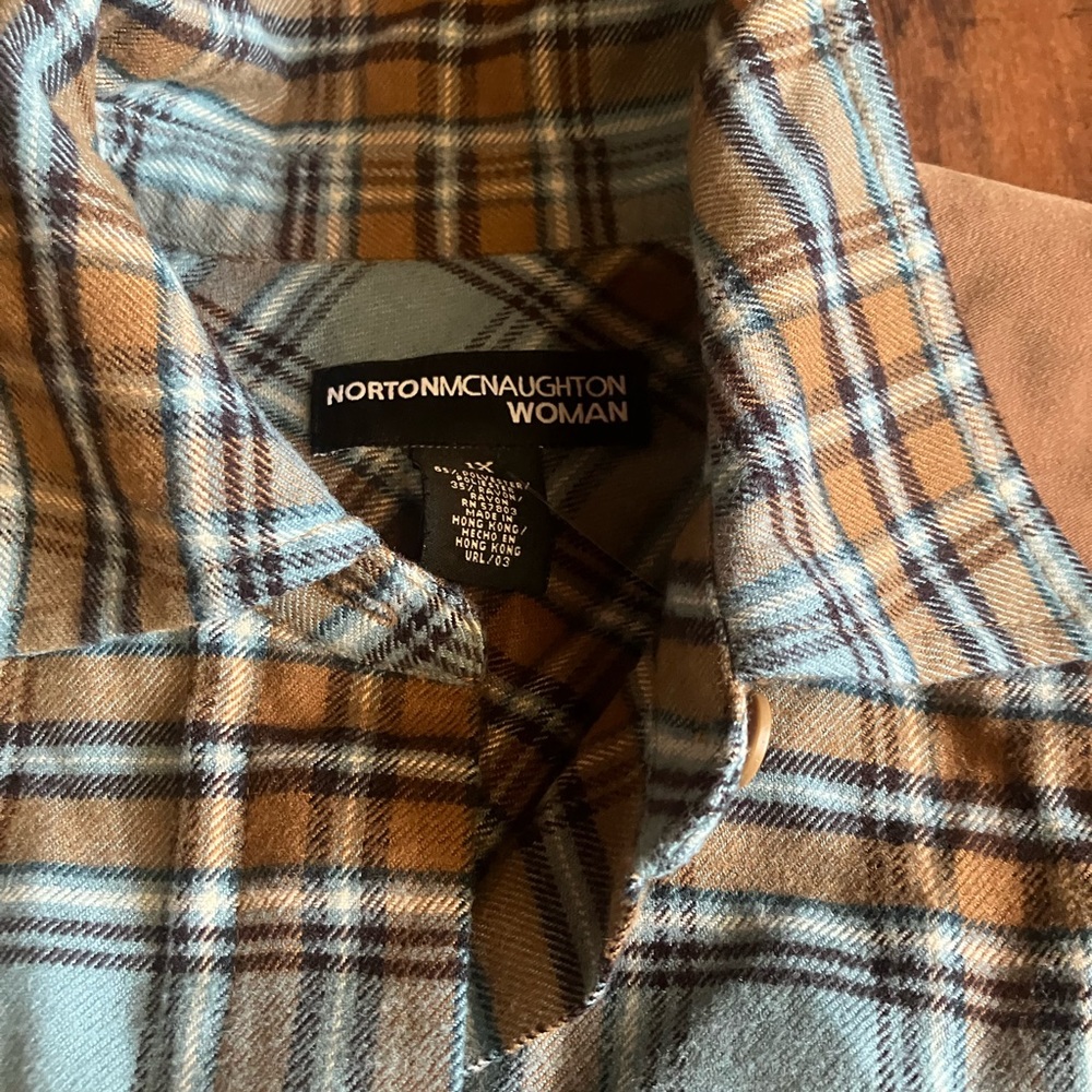 Norton McLaughlin woman shirt